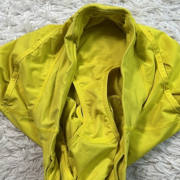 Lululemon Run: Speed Short Sizzle - Picture 3 of 6